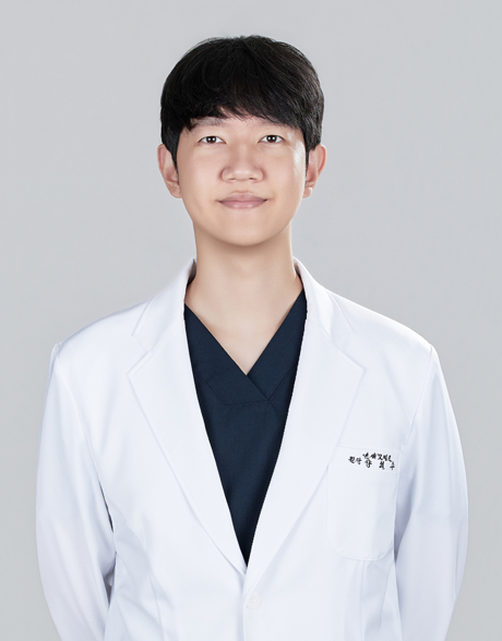 Dr. Yang Hee-soo, Yonsei Mobelle Clinic